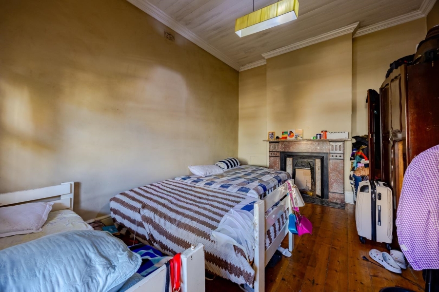 6 Bedroom Property for Sale in Woodstock Western Cape